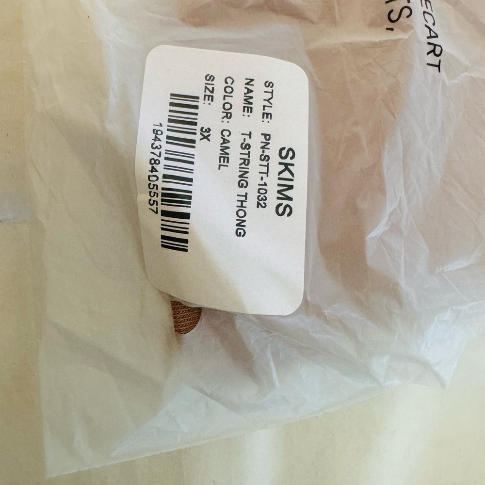 (2 Thongs)Skims Thin Line Thong Panties In Camel. Size 3X NWT. Bundle (2) - Picture 3 of 4
